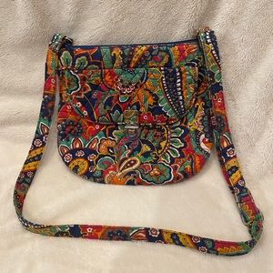 Vera Bradley Roomy Medium Sized Colorful Quilted Fabric Crossbody Purse Bag VGC